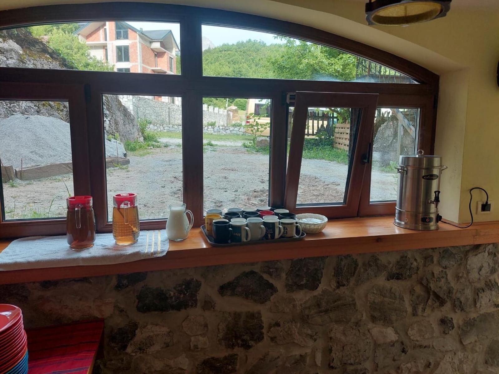 Hostel Valbona Valbone Exterior photo